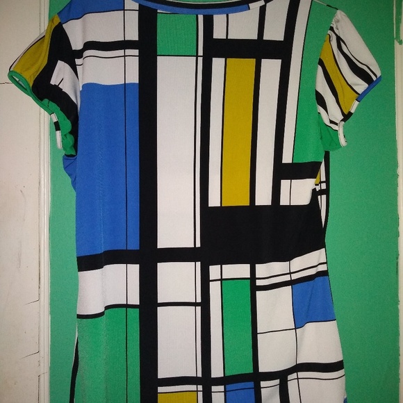 Beautiful block shirt - Picture 3 of 3